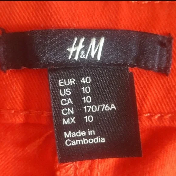 H&M Red Jean Shorts - Picture 4 of 8